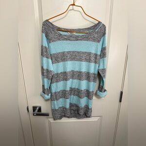TNA Women's Wide Stripe Scoop Neck Top in Light Blue and Gray in size S